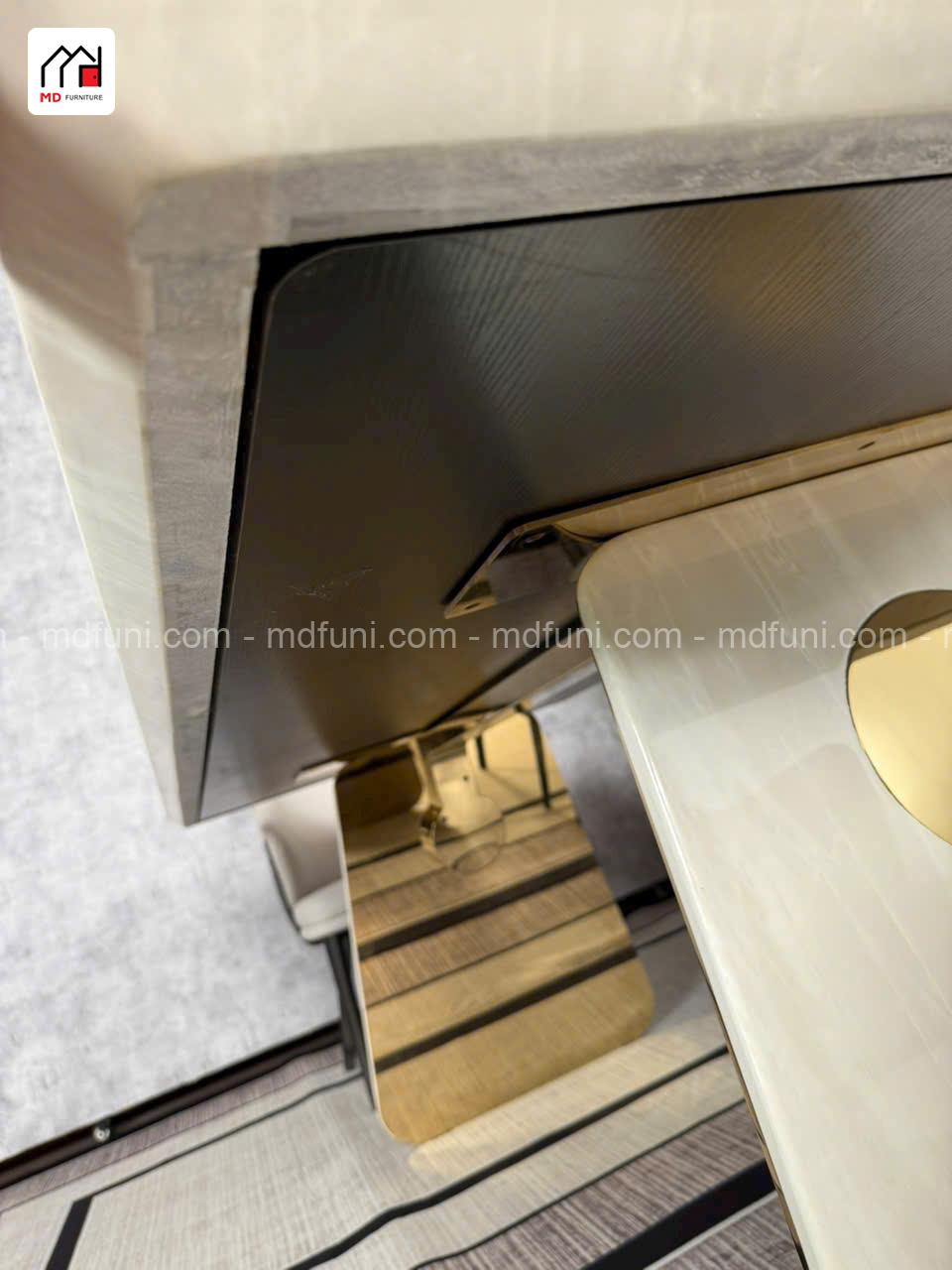 Bàn Ăn Cao Cấp Mặt Đá Nhập Khẩu MD-62# 8 z7046935771728 7534c53e3b99b63b35bb6df2c4f9c1b0