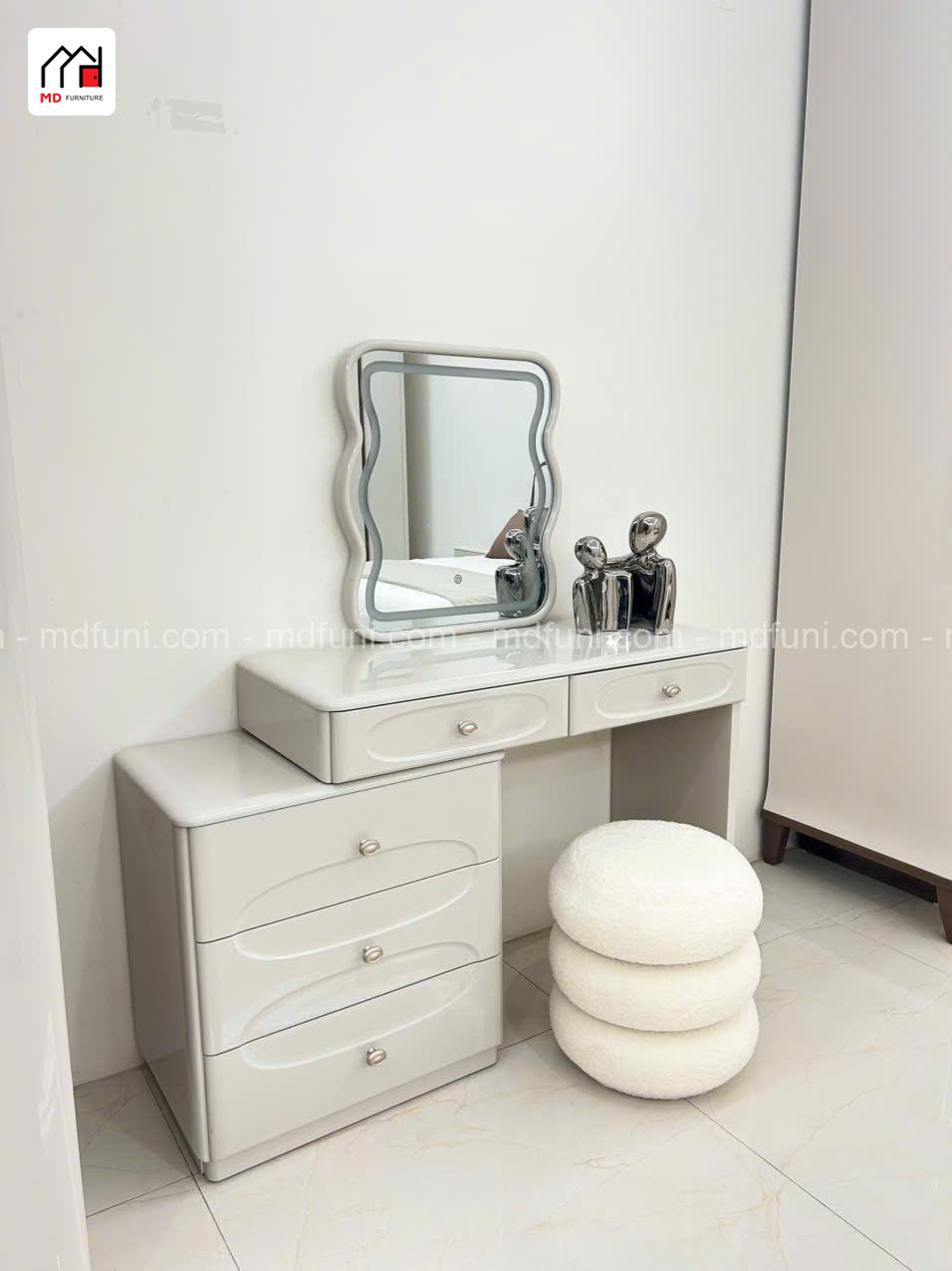 Bộ Giường Tủ Hiện Đại Nhập Khẩu MD-2517# 9 z6979953029206 873f7719a1e0c725148bf09d4e7c1e97