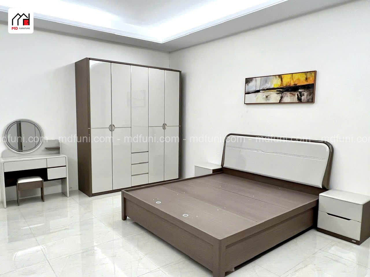 Combo Giường Tủ MDE-015#5C Hiện Đại Nhập Khẩu 6 z6718088876242 32c760de023133ee6d483ae815292bf0