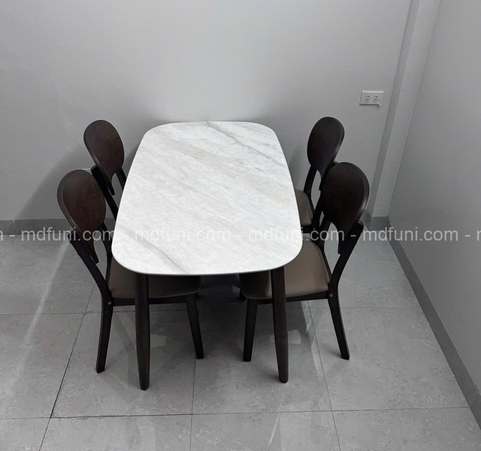 Bộ Bàn Ăn Mặt Đá 4 Ghế Nhỏ Gọn MD-09# 7 A09 7 e1777283300857